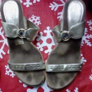 MONTEGO BAY CLUB  SANDALS